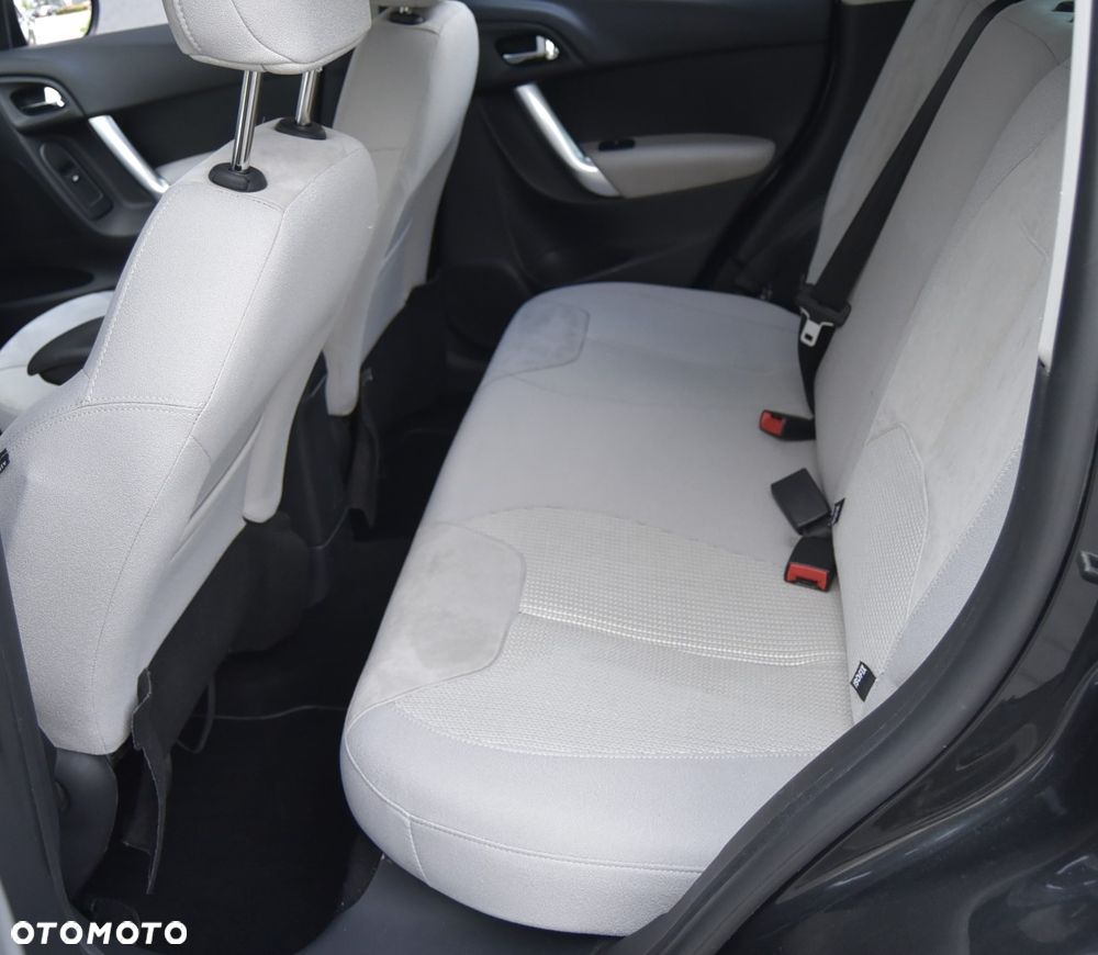 Citroën C3 VTi 120 Automatik Exclusive - 14