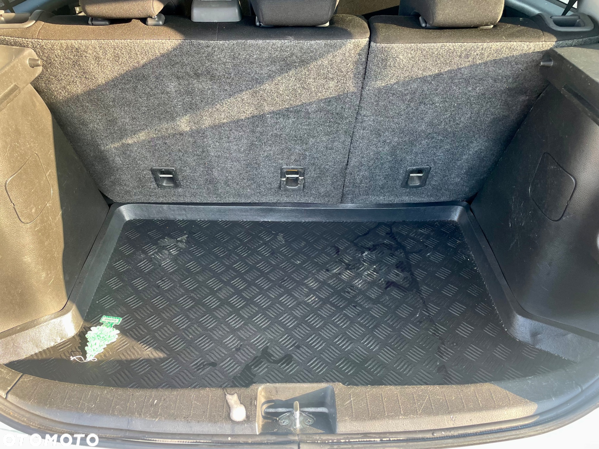 Suzuki SX4 1.6 Comfort - 29