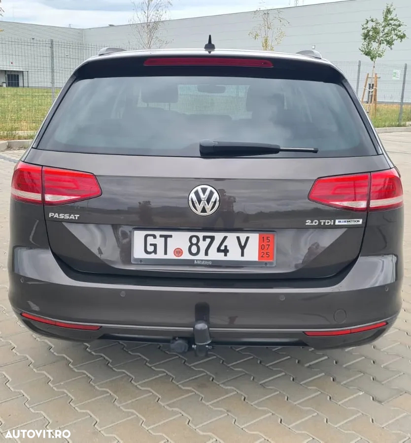 Volkswagen Passat Variant 2.0 TDI SCR DSG BlueMotion Trendline - 6