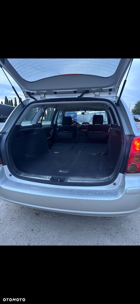 Toyota Avensis 1.8 VVT-i Terra Plus - 5