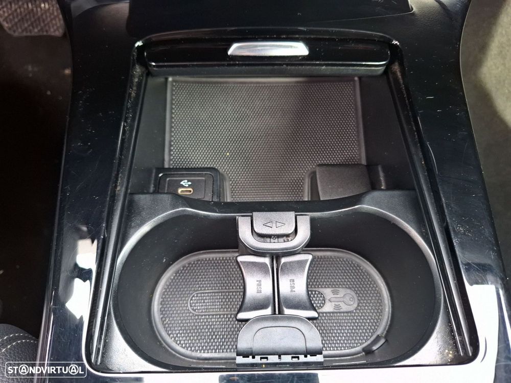 Mercedes-Benz CLA 180 d Shooting Brake AMG Line Aut. - 23