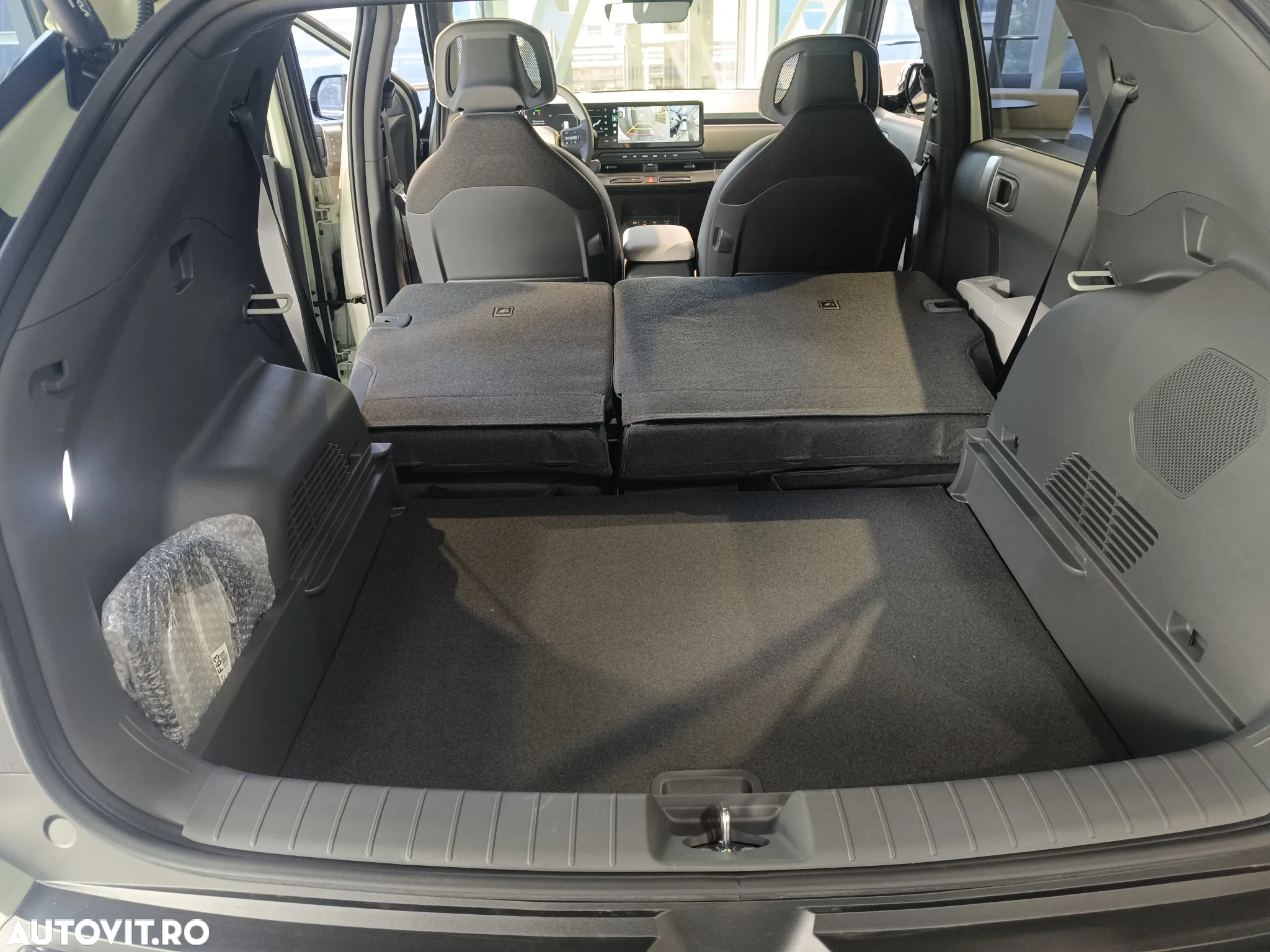 Kia EV3 81.4 kWh 4x2 AT GT Line - 26