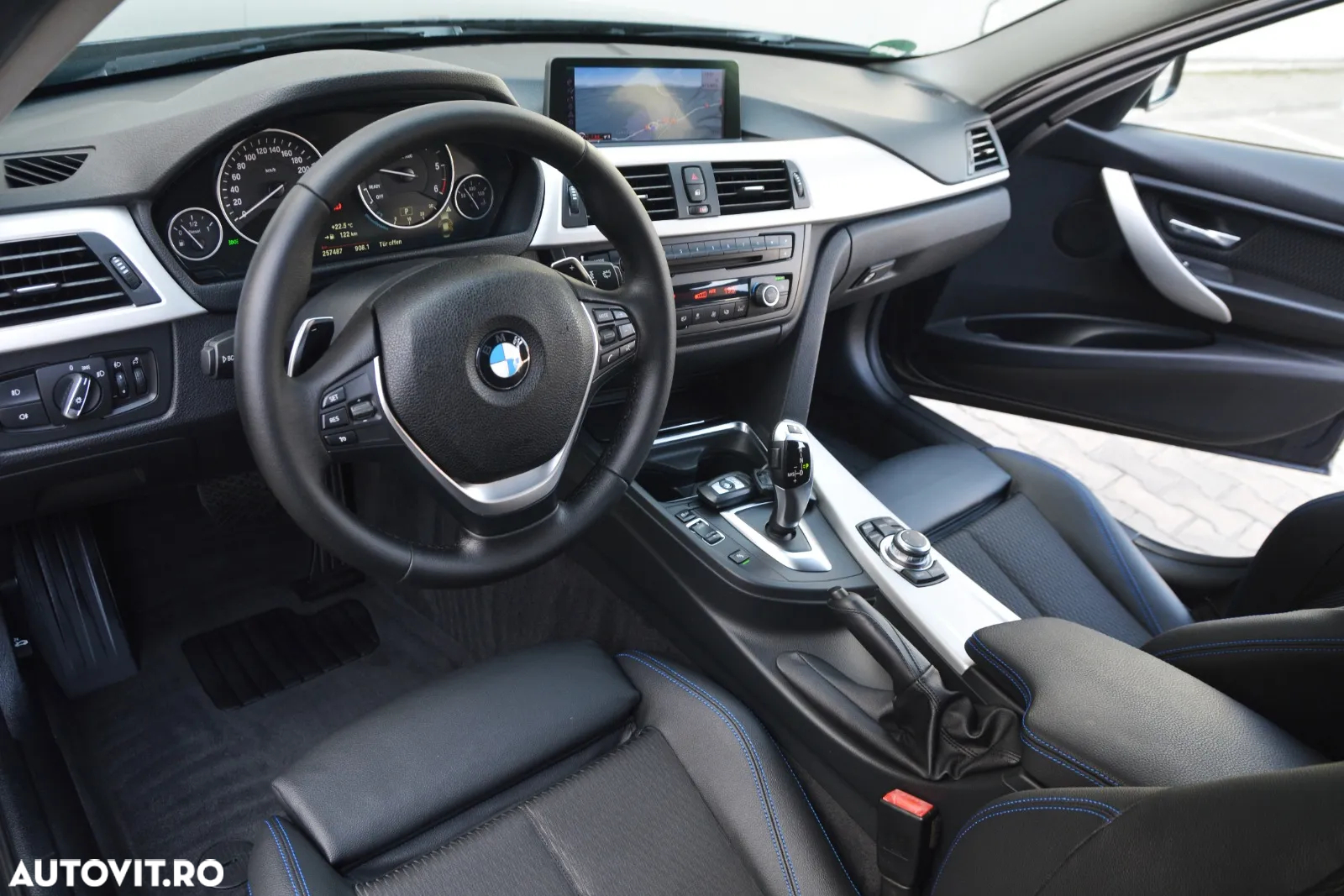 BMW Seria 3 - 16