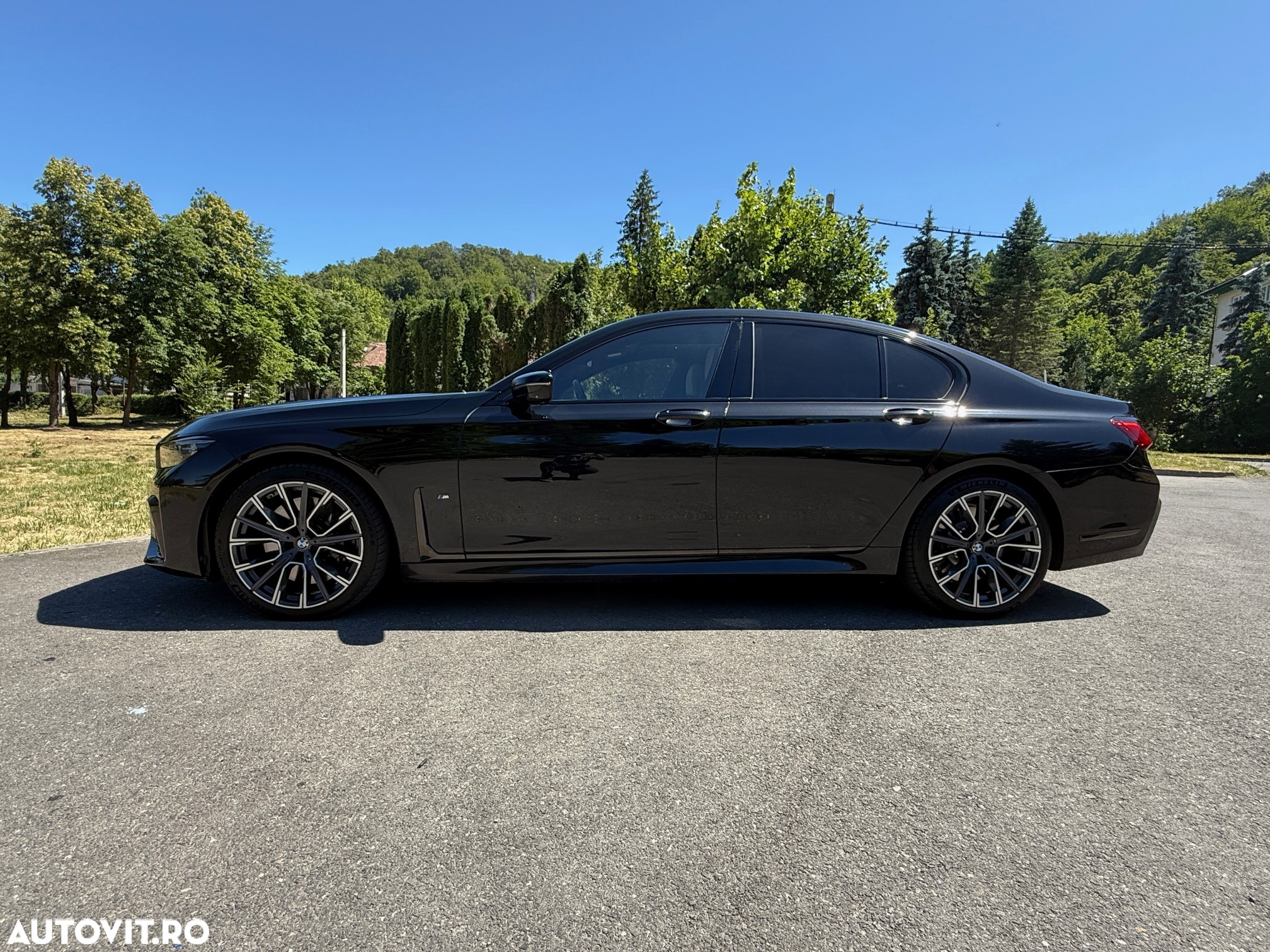 BMW Seria 7 750Li xDrive - 3