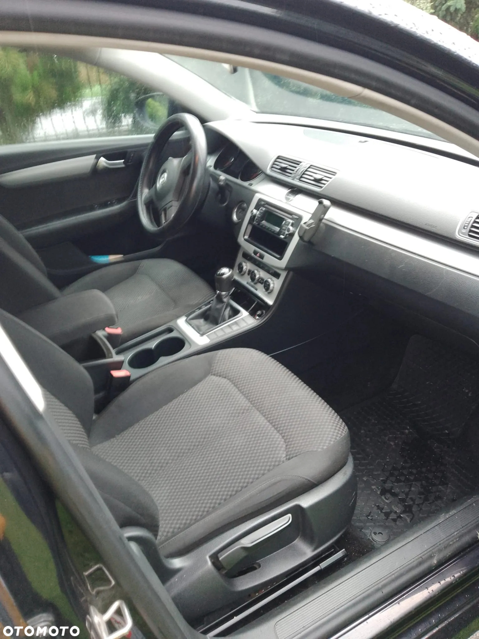 Volkswagen Passat 1.6 TDI Trendline - 8