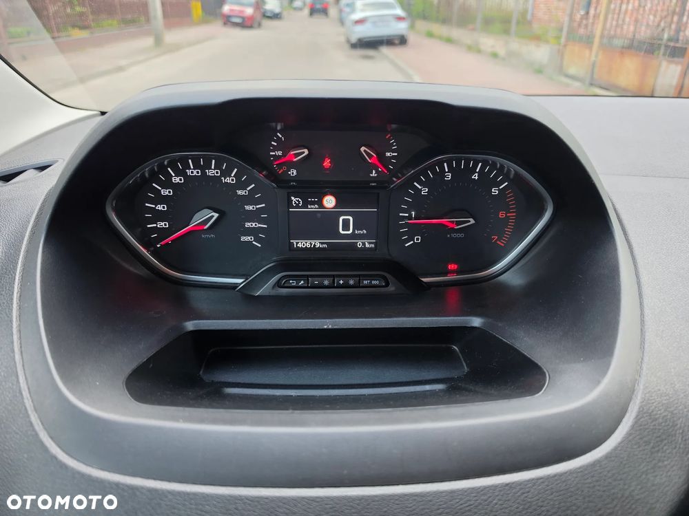 Peugeot Rifter 1.5 BlueHDI Active - 22