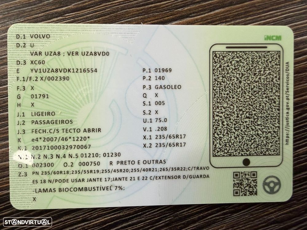 Volvo XC 60 2.0 D4 Momentum Geartronic - 60