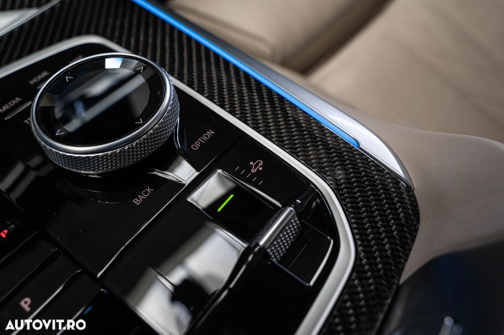 BMW X5 xDrive30d - 16