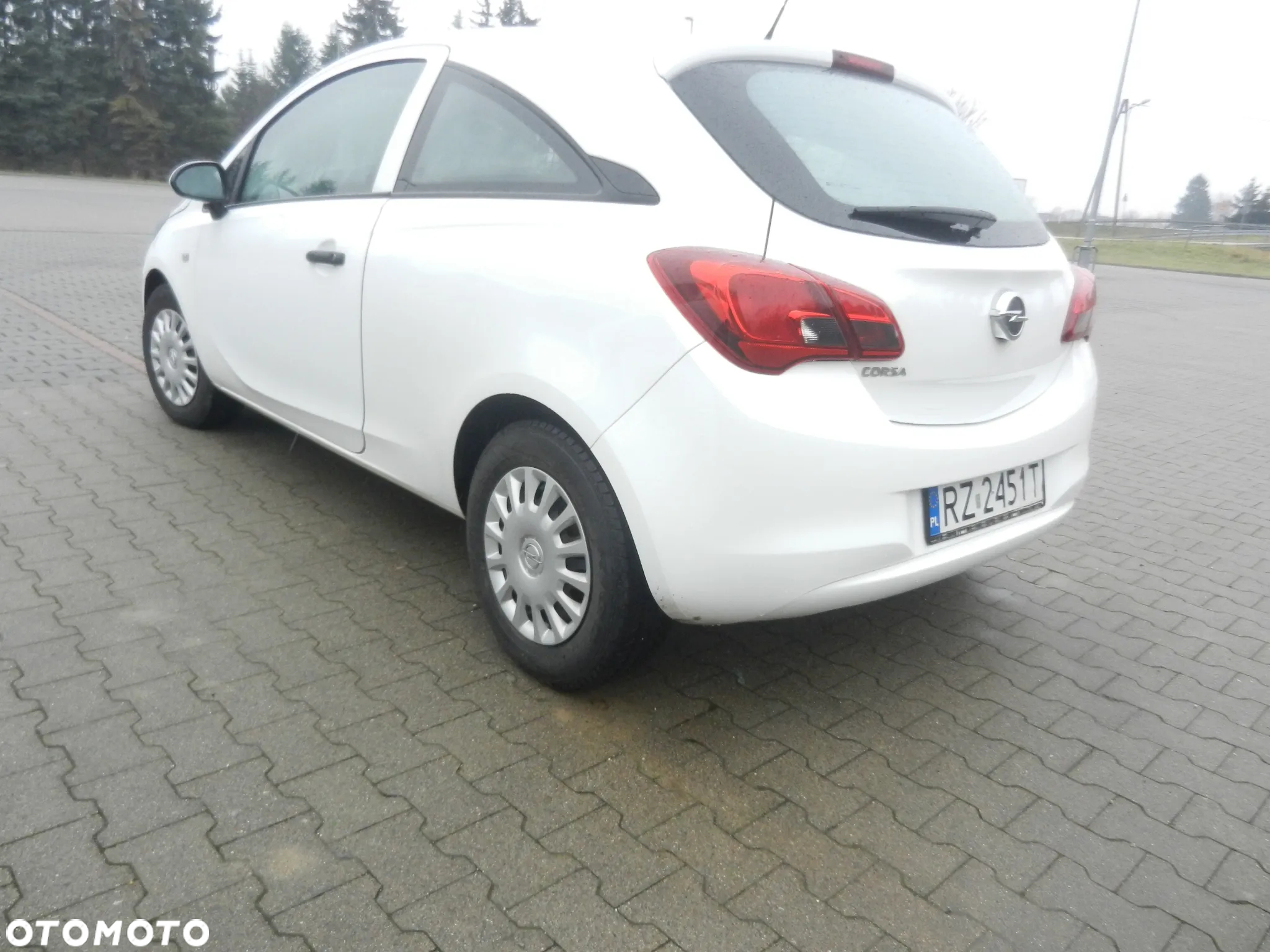 Opel corsa van - 12