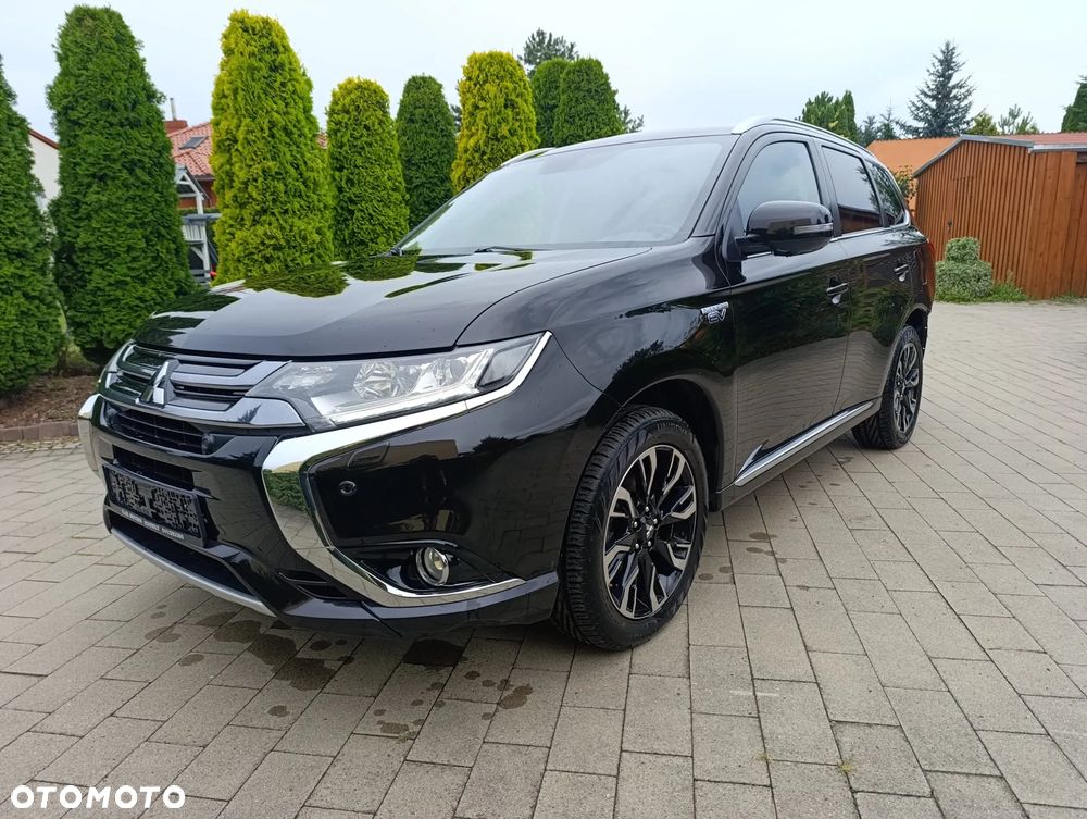 Mitsubishi Outlander Intense + - 1