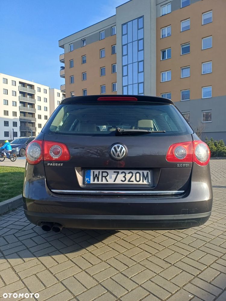 Volkswagen Passat - 6
