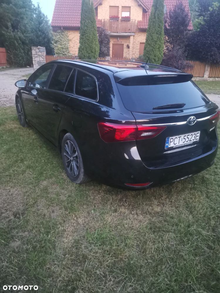 Toyota Avensis 2.0 D-4D Prestige - 9