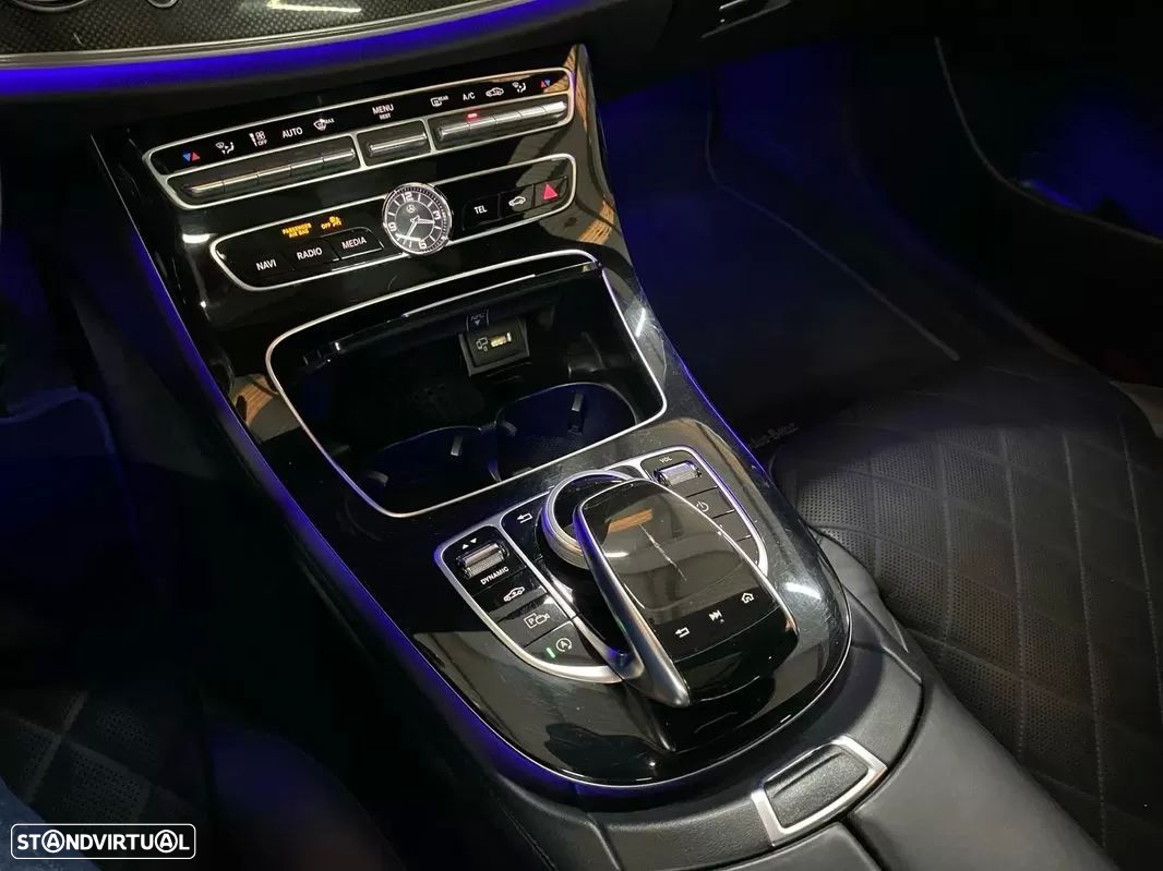 Mercedes-Benz E 350 d AMG designo - 16
