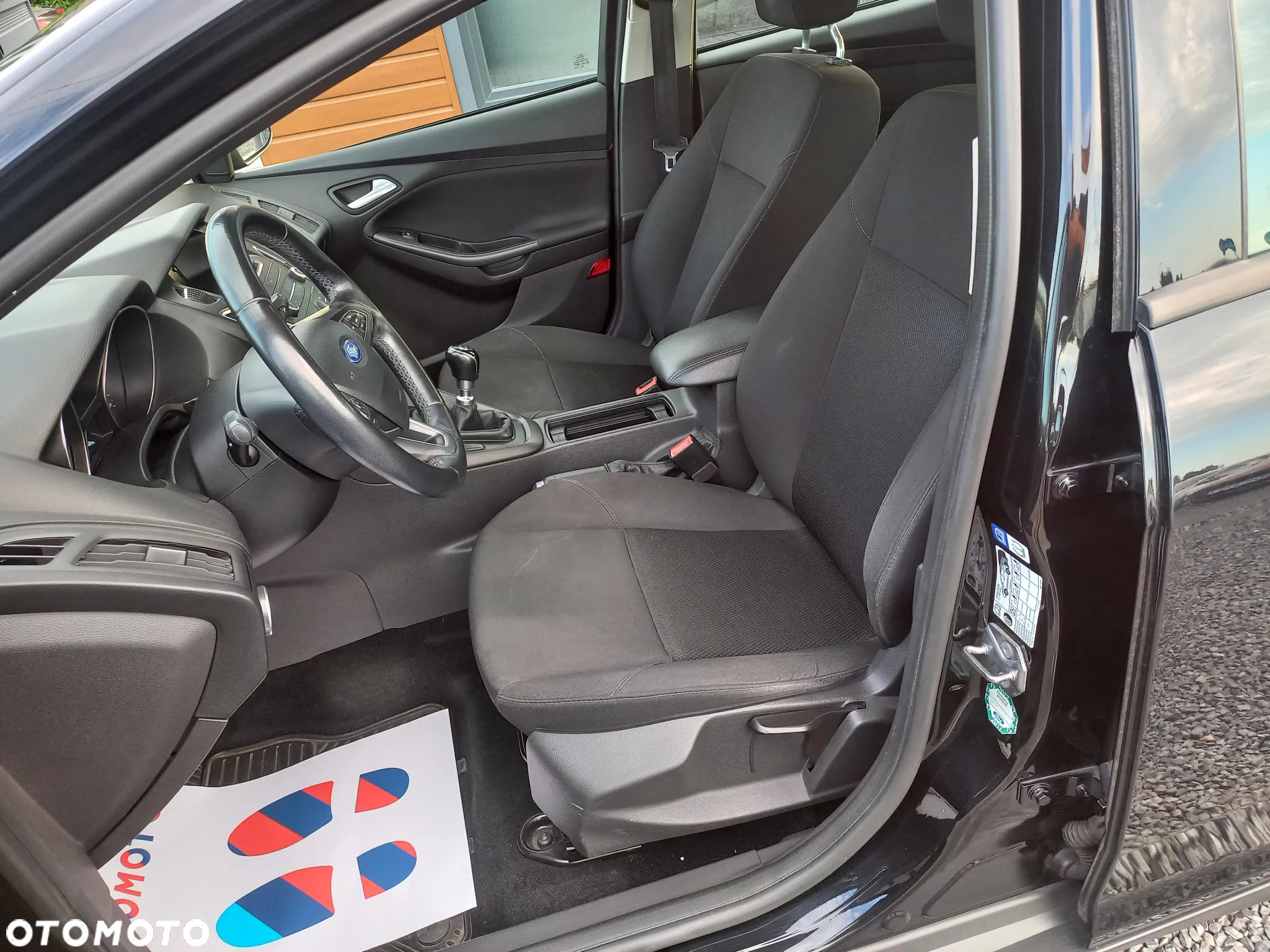 Ford Focus - 13