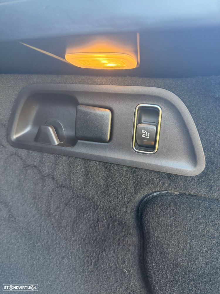 Mercedes-Benz GLE 350 - 46