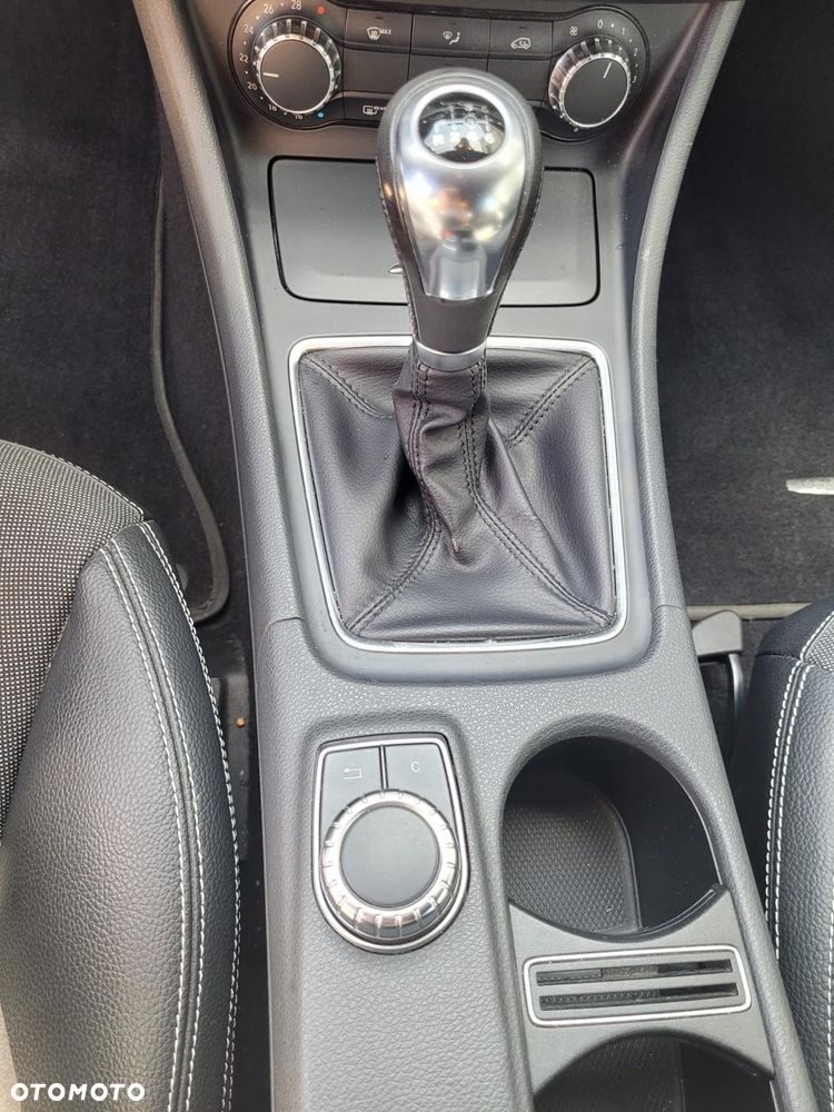 Mercedes-Benz Klasa A 180 (BlueEFFICIENCY) Style - 13