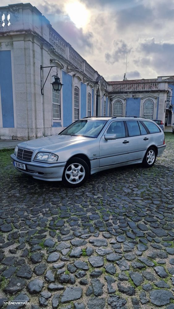 Mercedes-Benz C 220 - 1