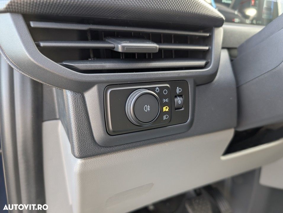 Ford Transit Custom - 13