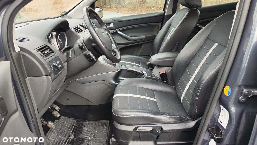 Ford Kuga 2.0 TDCi Titanium - 18