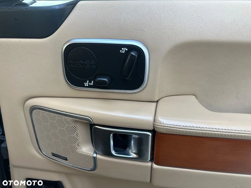 Land Rover Range Rover 4.4TD V8 Vogue - 28