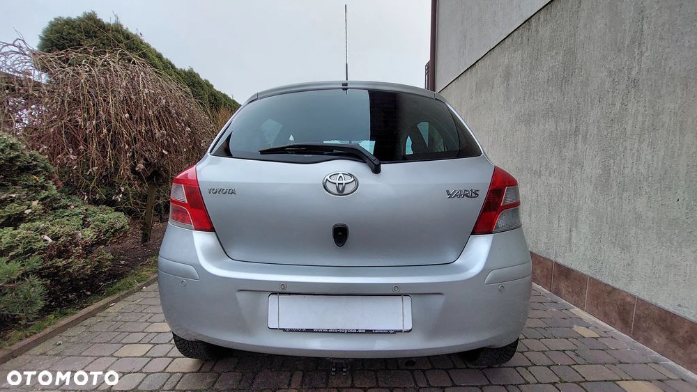 Toyota Yaris 1.33 Prestige - 7