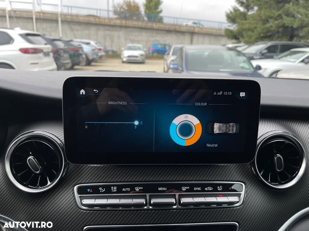 Mercedes-Benz V 300 d Lang 4Matic 9G-TRONIC Exclusive - 20
