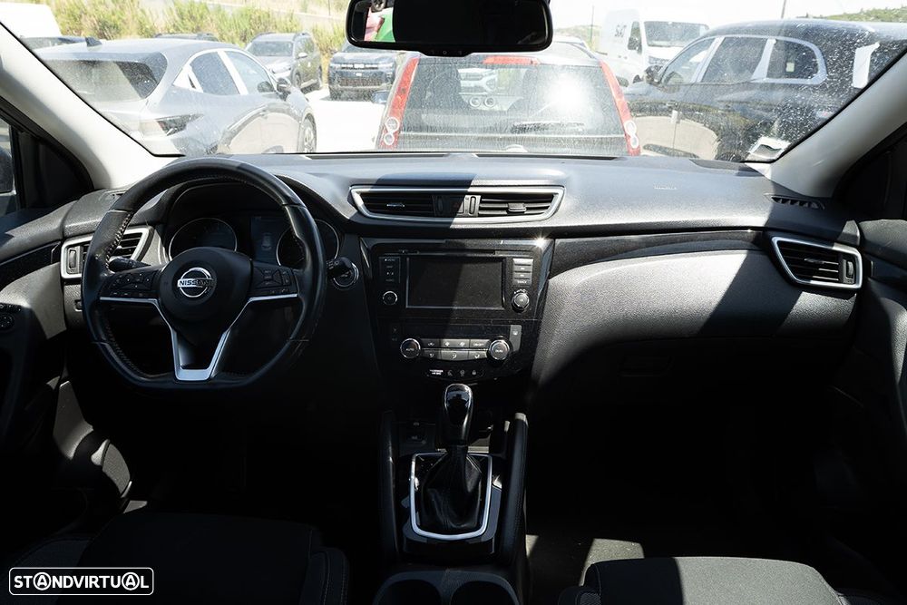 Nissan Qashqai 1.3 DIG-T N-Connecta DCT - 6