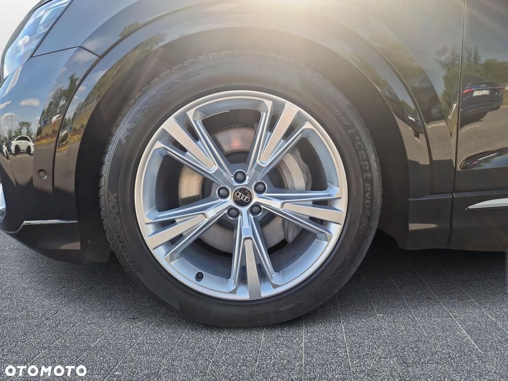 Audi Q8 - 17