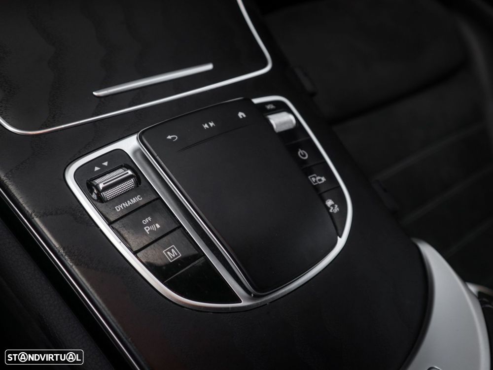 Mercedes-Benz GLC 300 de Coupe 4Matic 9G-TRONIC AMG Line - 35