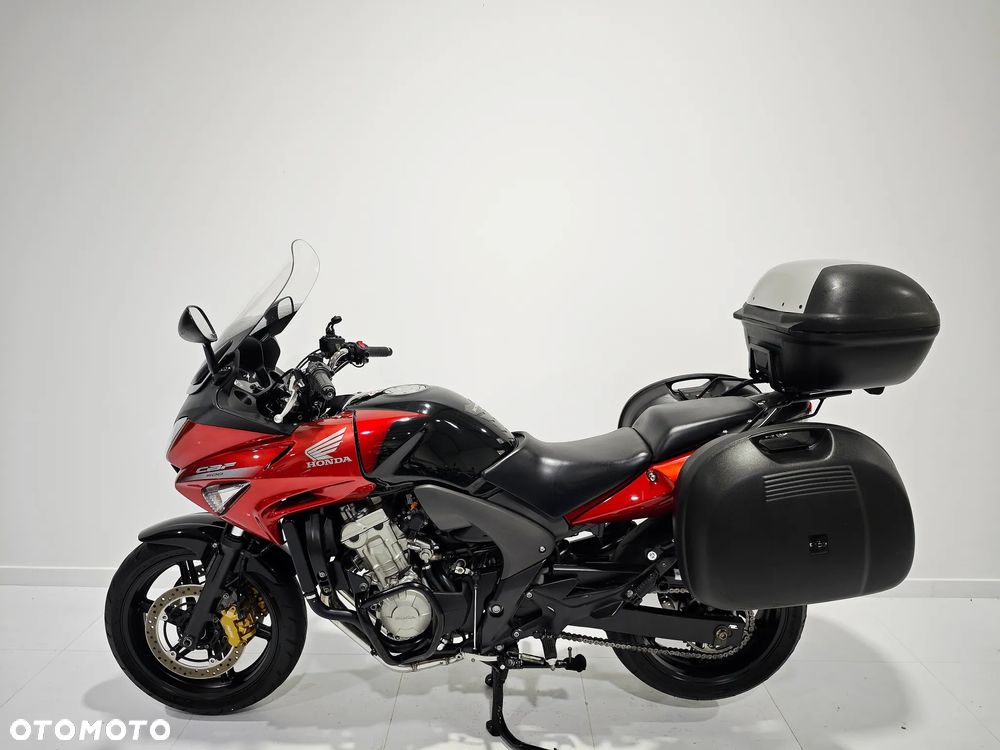 Honda CBF - 4