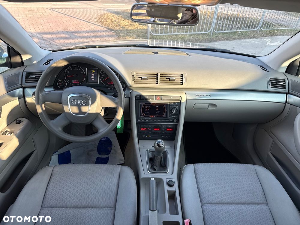 Audi A4 Avant 1.8T Quattro - 12