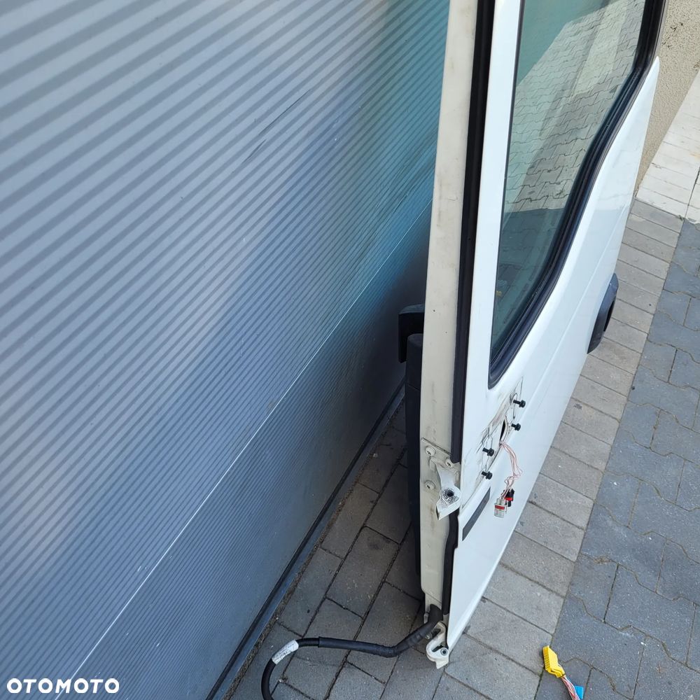 DRZWI MAN TGX LEWE LIFT RAL 9010 ORYGINAŁ CHWALIM116 - 2