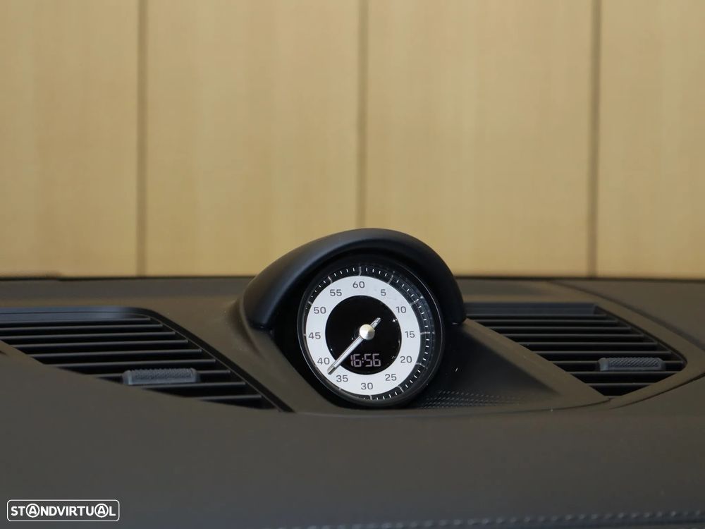 Porsche Panamera 4S E-Hybrid - 25