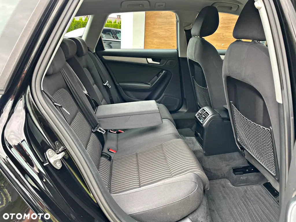Audi A4 Avant 1.8 TFSI quattro Ambiente - 27