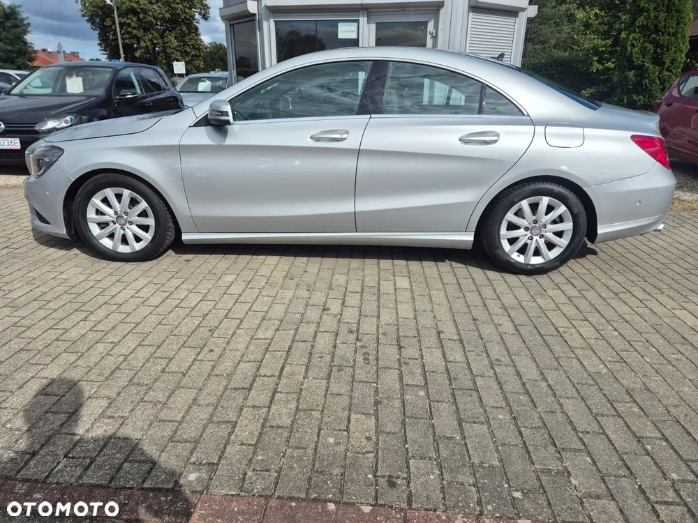 Mercedes-Benz CLA 180 (CDI) d 7G-DCT - 8