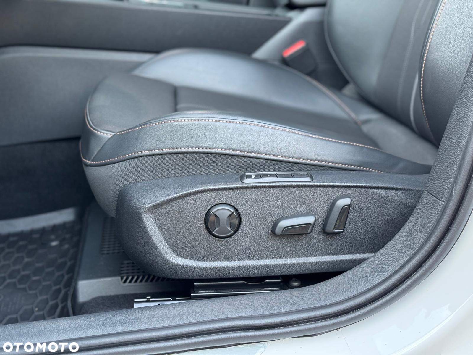 Cupra Formentor 2.0 TSI 4Drive VZ DSG - 17