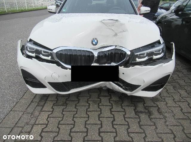 BMW Seria 3 320d Edition M Sport Shadow - 1