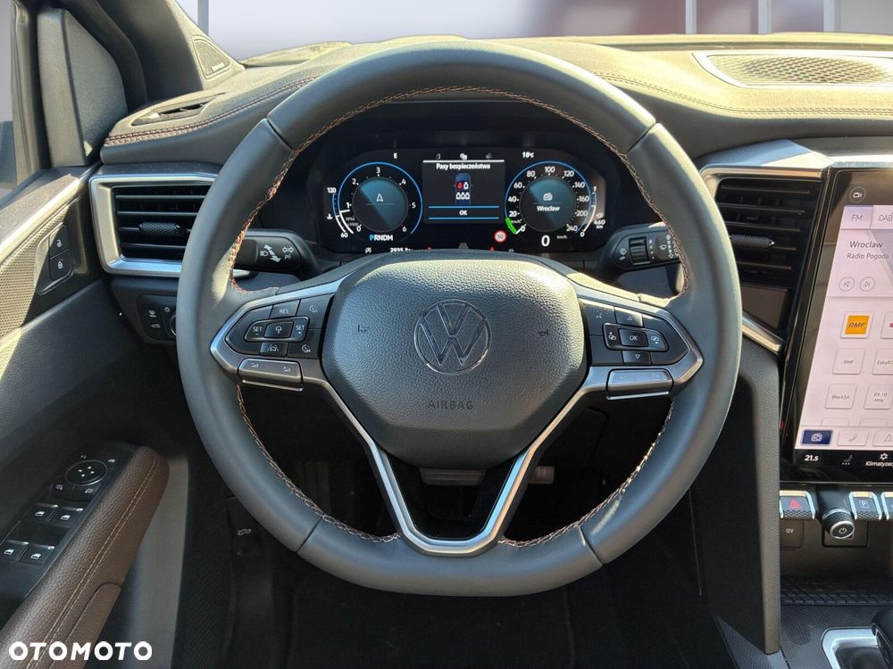 Volkswagen Amarok - 17