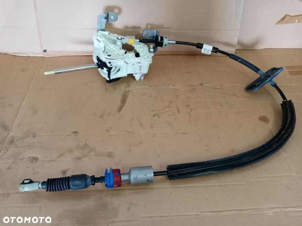 Wybierak lewarek biegów linka Renault Trafic III Vivaro B 1011069R 349358427R - 1