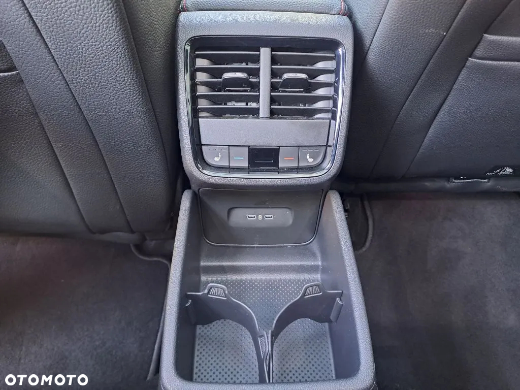 Skoda Octavia 2.0 TSI RS DSG - 9