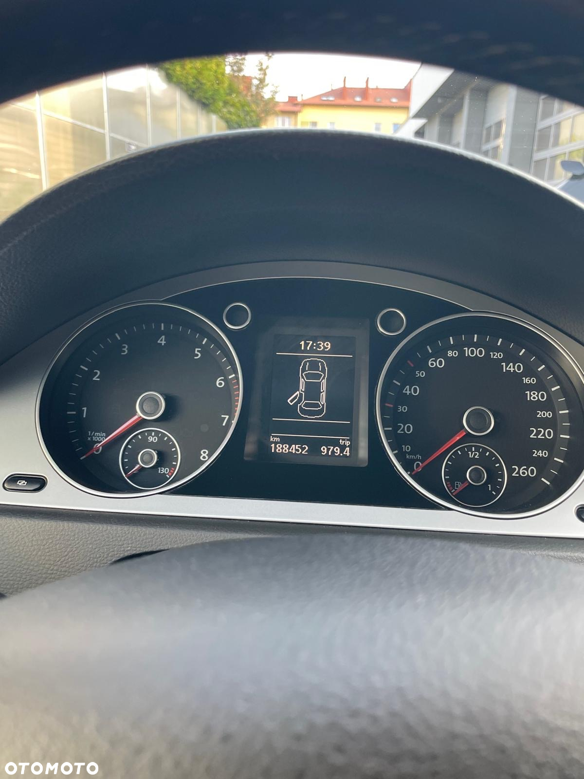 Volkswagen Passat 1.8 TSI Comfortline - 8
