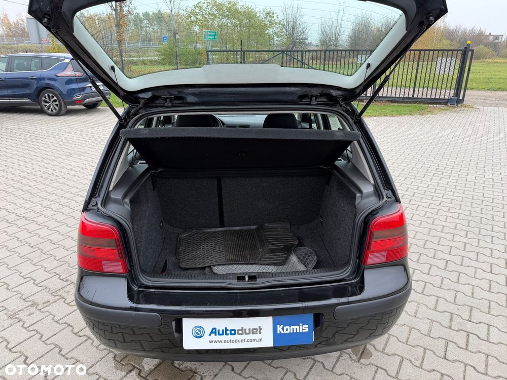 Volkswagen Golf - 13