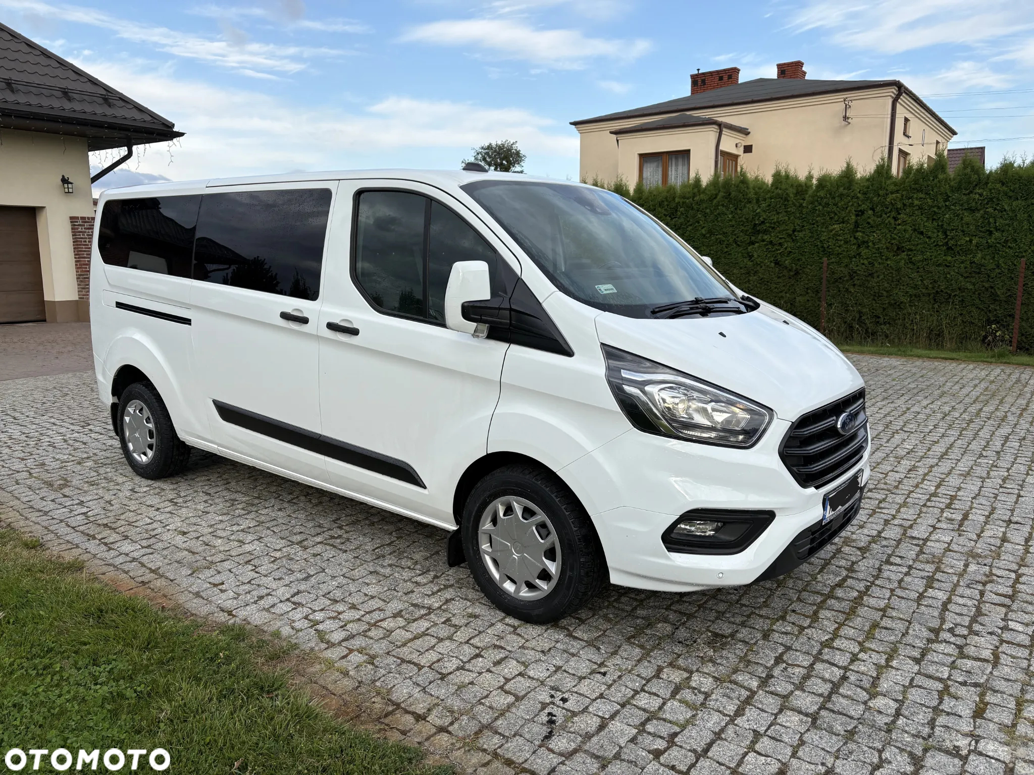 Ford Transit Custom Kombi 320 L2H1 Trend - 2