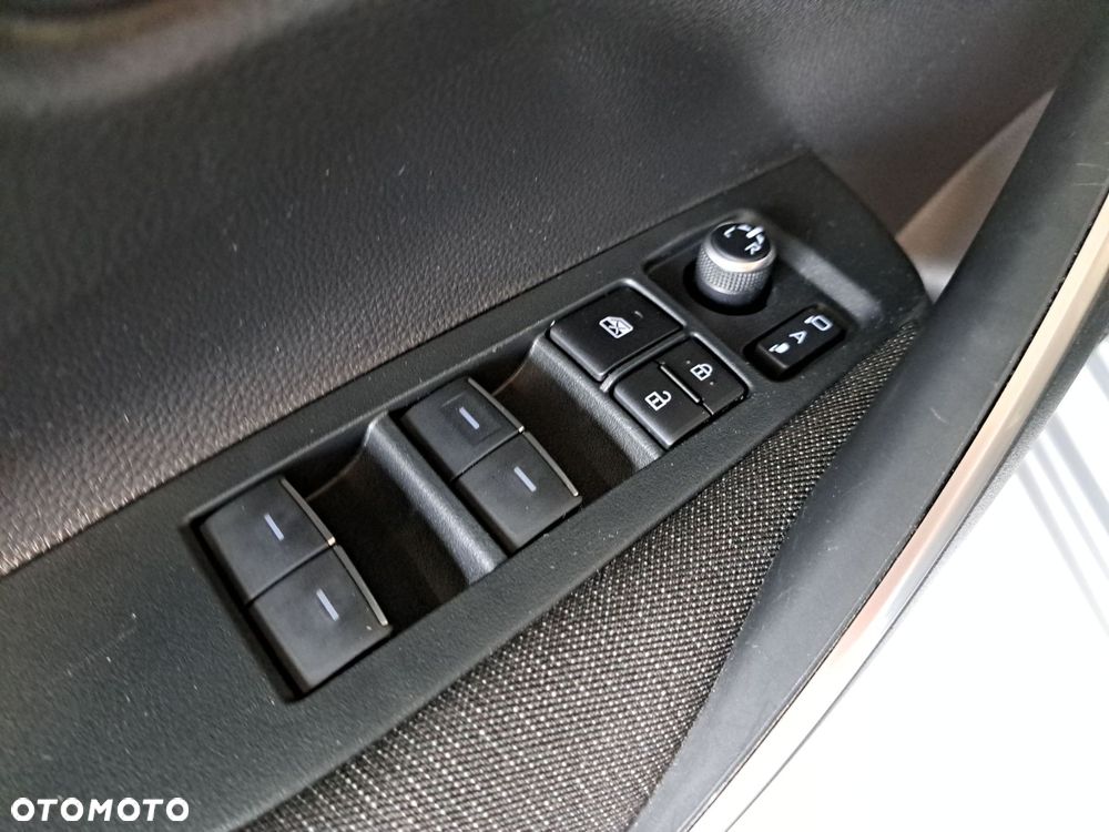 Toyota Corolla 1.8 Hybrid Comfort - 35