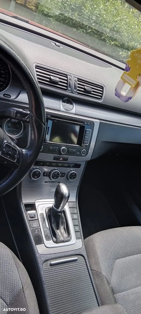 Volkswagen Passat Variant 2.0 TDI DSG (BlueMotion Technology) Comfortline - 5