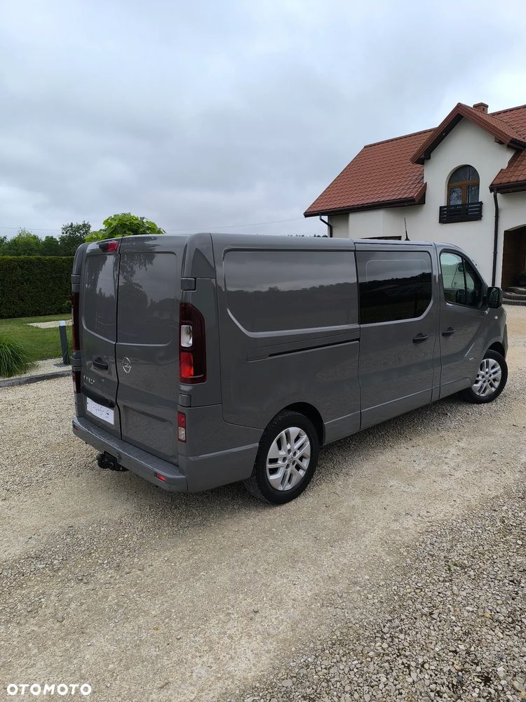 Opel Vivaro - 9