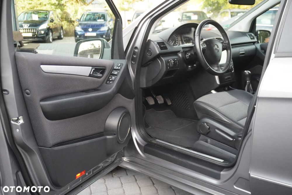 Mercedes-Benz Klasa A 180 CDI Avantgarde - 6