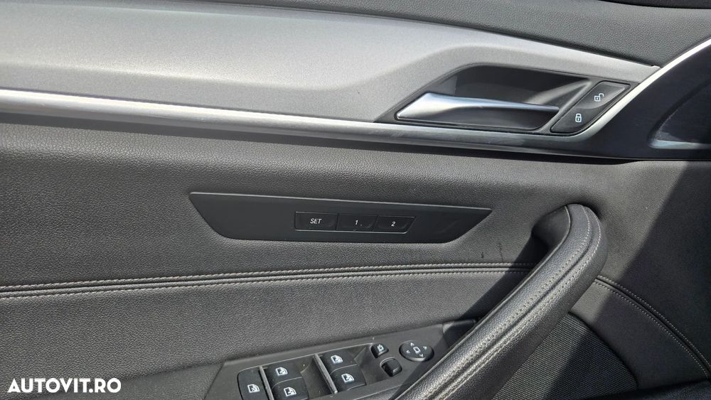 BMW Seria 5 520d AT MHEV - 26