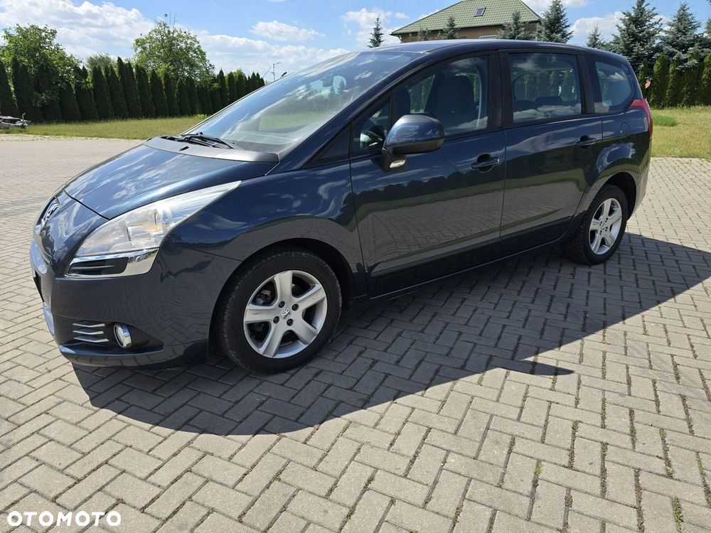 Peugeot 5008 - 4