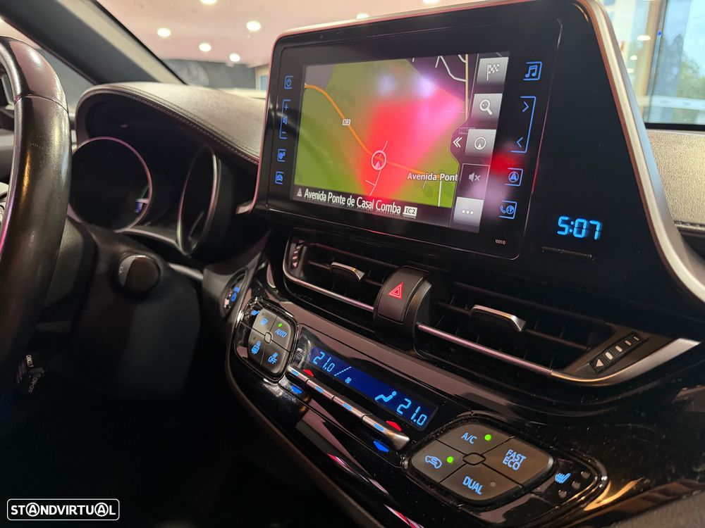 Toyota C-HR 1.8 HSD Exclusive - 26